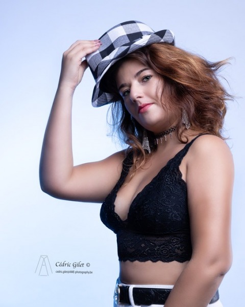 Amanda-20201009-7158-Modifier